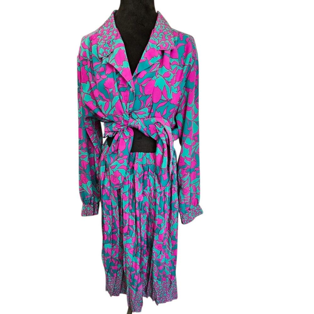 Campus Casuals Vintage Women paisley Skirt and Blouse Set Size Medium